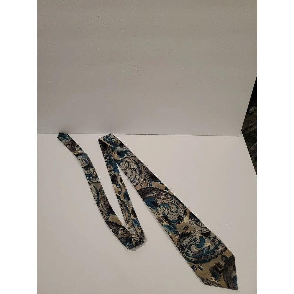 Danielli Milano Silk Necktie - Made in Italy - Blue Gray Paisley Abstract